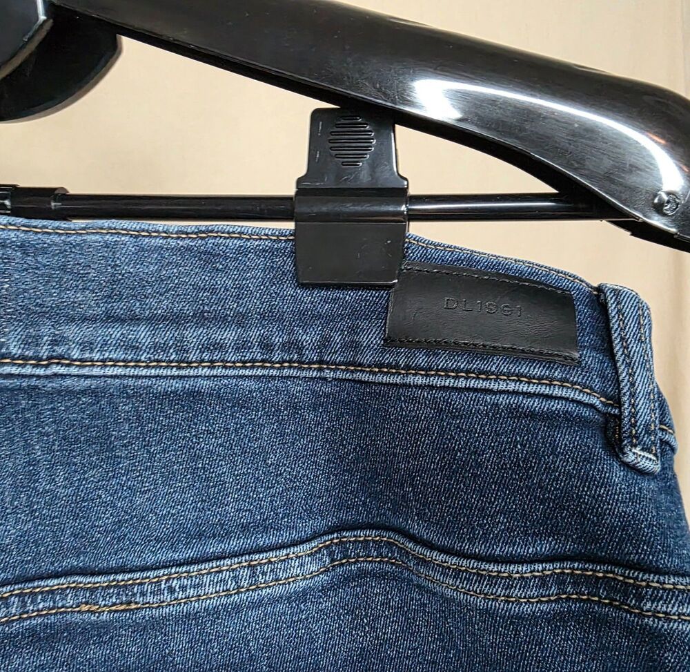 DL1961 Bridget Boot Jeans | Size 33 | High Rise Dark Wash Raw Hem | 34.75 Inseam - Picture 9 of 16